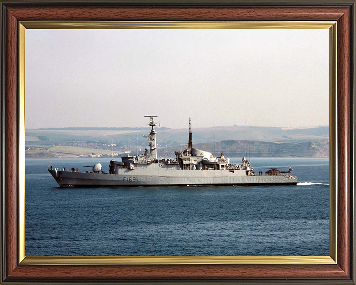 HMS Amazon F169 | Photo Print | Framed Print | Poster | Type 21 | Frigate | Royal Navy Hampshire Prints