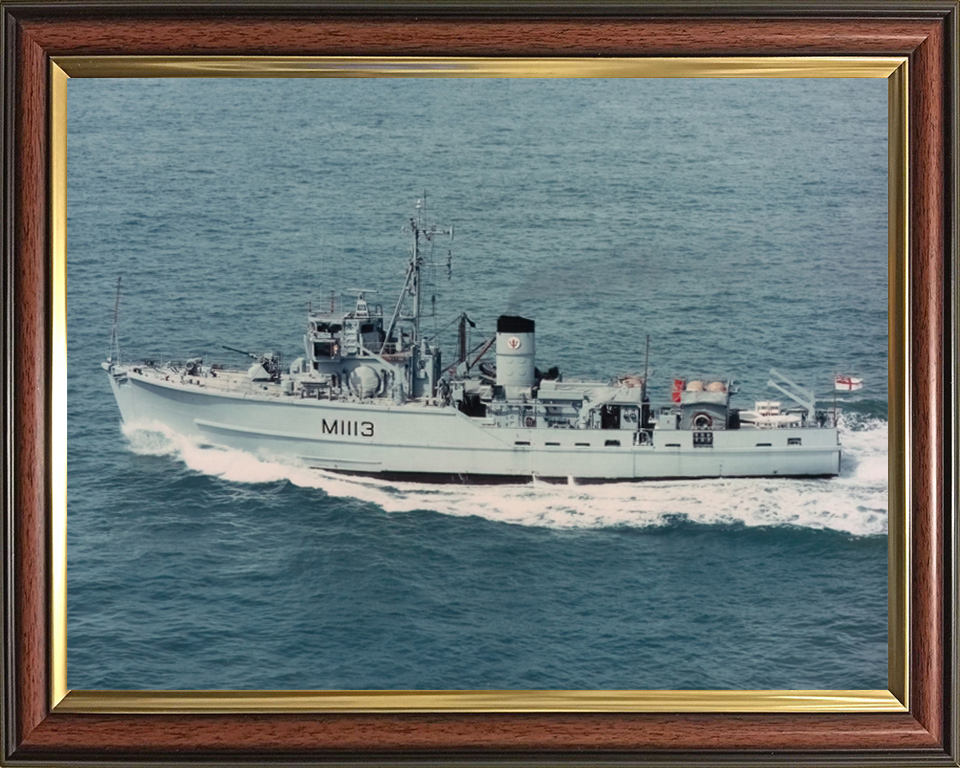 HMS Brereton M1113 Royal Navy Ton class minesweeper Photo Print or Framed Print - Hampshire Prints