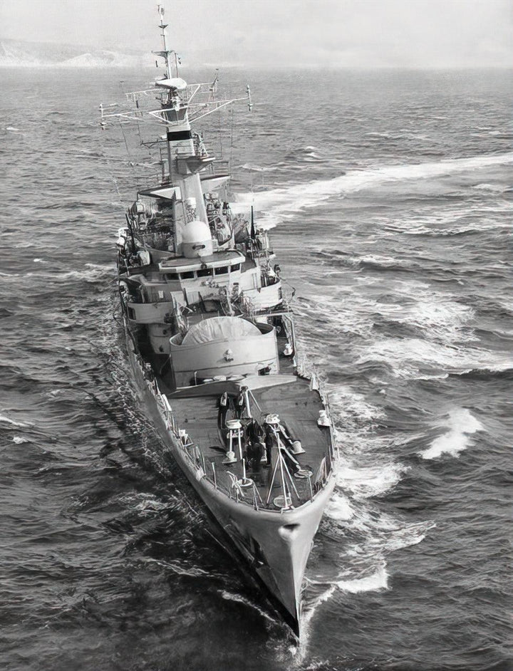 HMS Galatea F18 | Photo Print | Framed Print | Leander Class | Frigate | Royal Navy Hampshire Prints