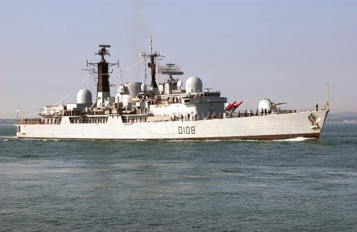 HMS Cardiff D108 Royal Navy Type 42 destroyer Photo Print or Framed Print - Hampshire Prints