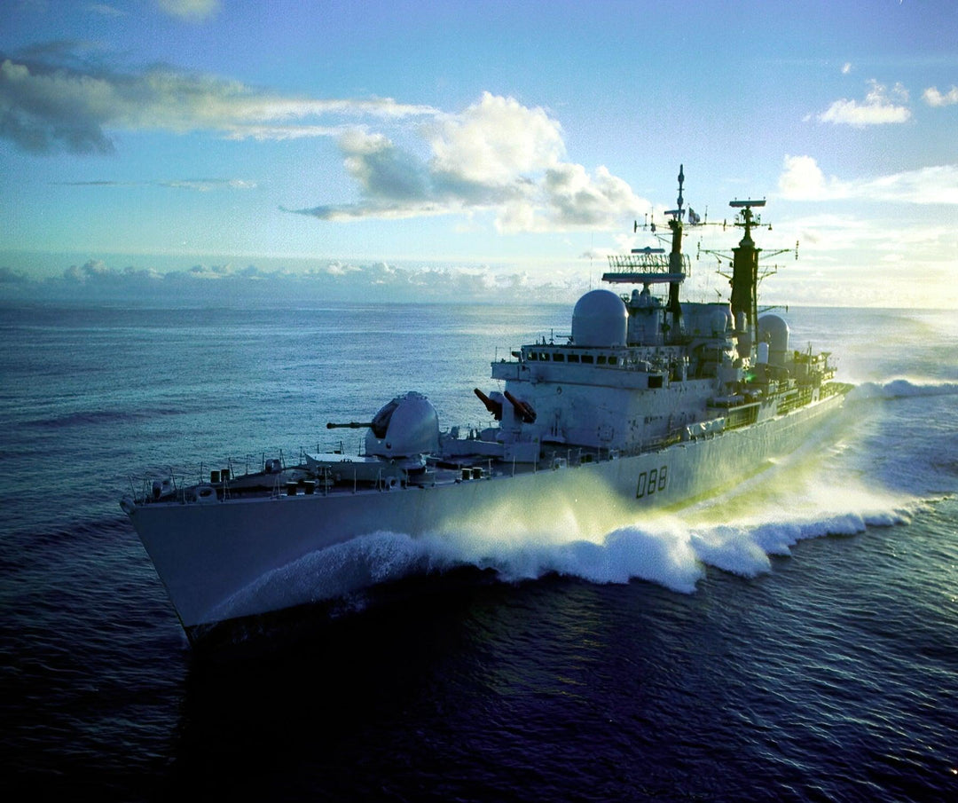 HMS Glasgow D88 Royal Navy Type 42 Destroyer Photo Print or Framed Print - Hampshire Prints