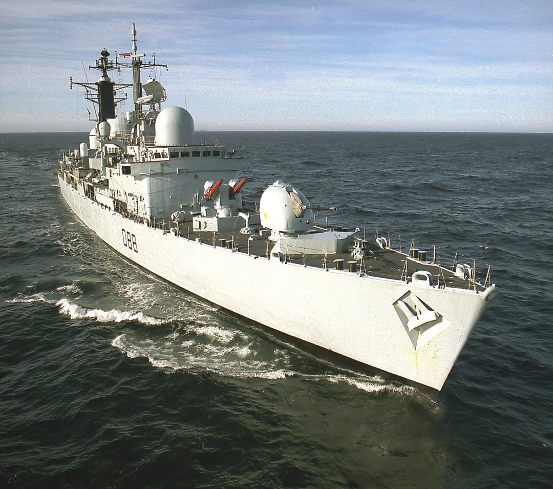 HMS Glasgow D88 | Photo Print | Framed Print | Poster | Type 42 | Destroyer | Royal Navy Hampshire Prints