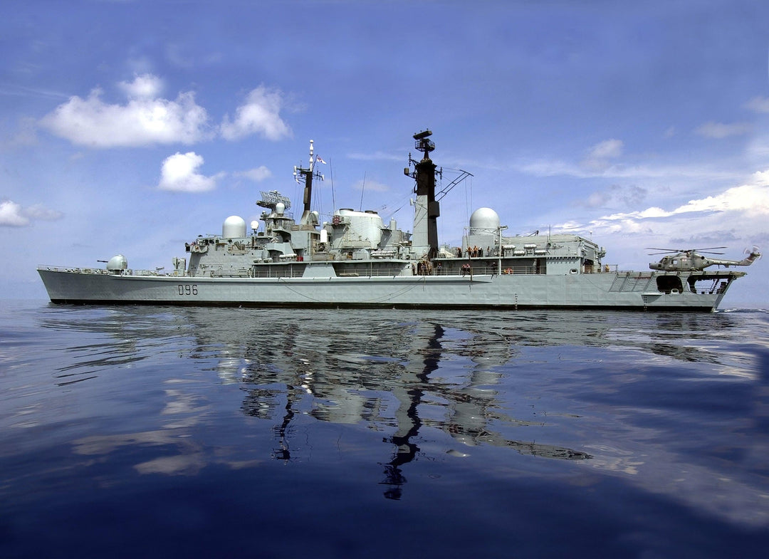 HMS Gloucester D96 | Photo Print | Framed Print | Type 42 | Destroyer | Royal Navy Hampshire Prints