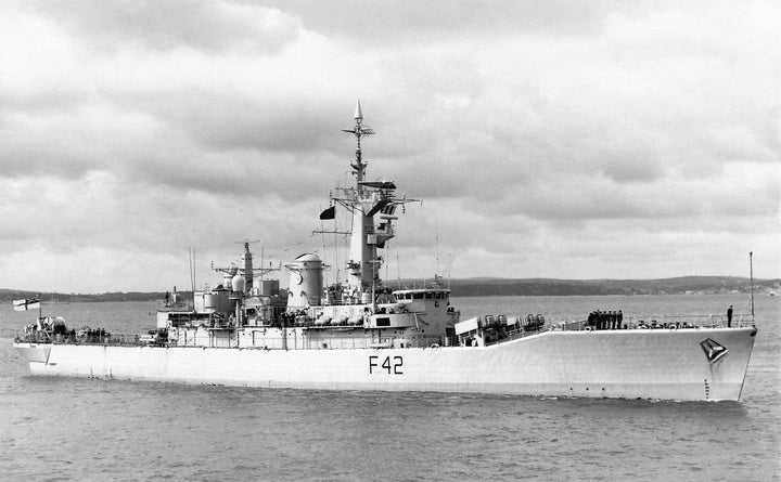 HMS Phoebe F42 | Photo Print | Framed Print | Leander Class | Frigate | Royal Navy Hampshire Prints