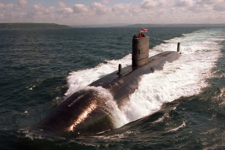 HMS Turbulent (S87) Trafalgar Class Submarine Photo Print High Bow View Royal Navy Wall Art Decor Posters, Prints, & Visual Artwork Hampshire Prints 6 x 4 No Frame No