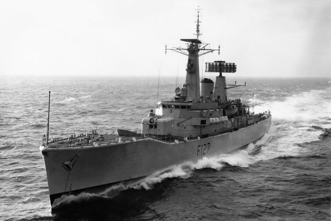 HMS Penelope F127 Royal Navy Leander Class Frigate Photo Print or Framed Print - Hampshire Prints
