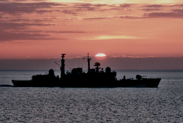 HMS Cardiff D108 Royal Navy Type 42 destroyer Photo Print or Framed Print - Hampshire Prints