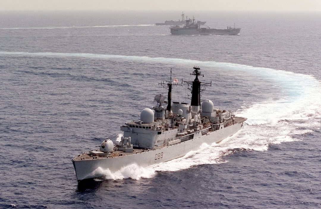 HMS Glasgow D88 Royal Navy Type 42 Destroyer Photo Print or Framed Print - Hampshire Prints